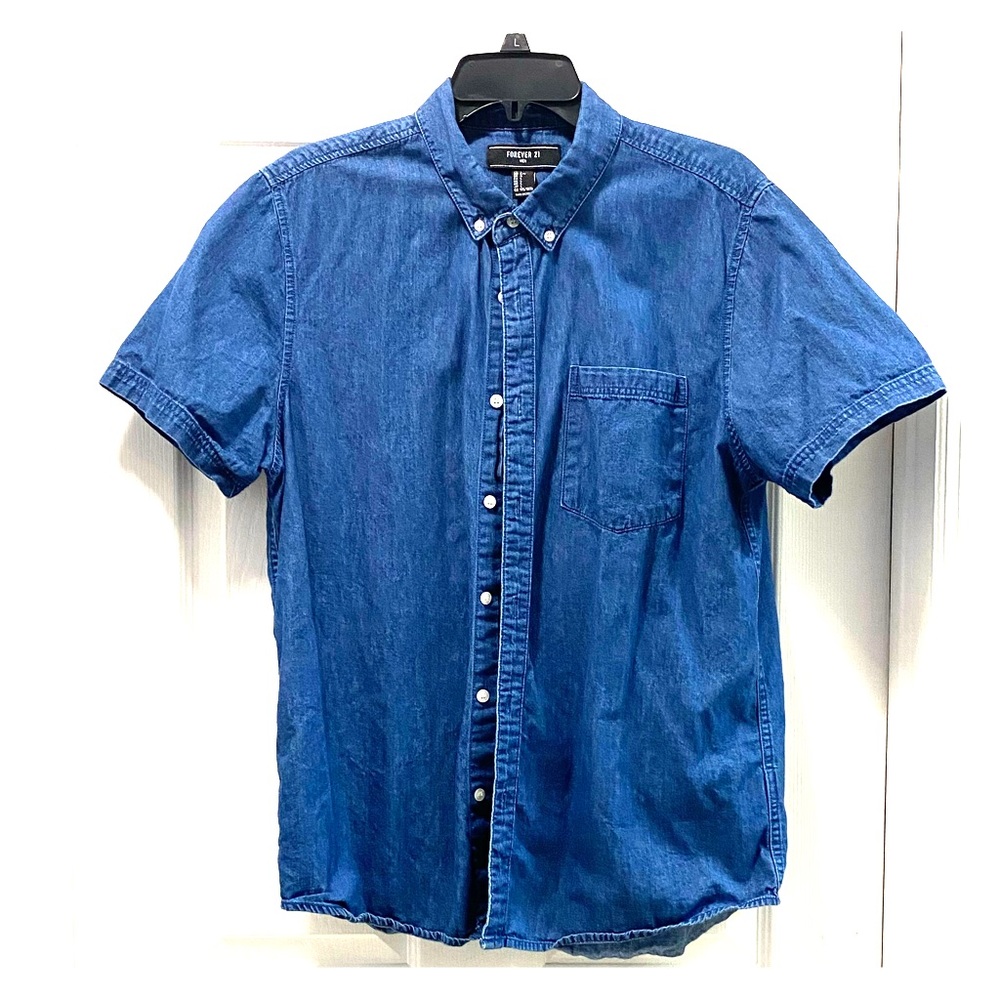 💥$7 Denim Button Down 😎🤑